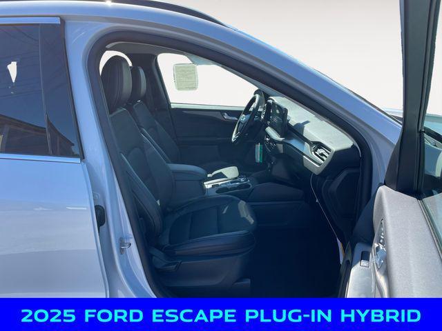 new 2025 Ford Escape car, priced at $30,250