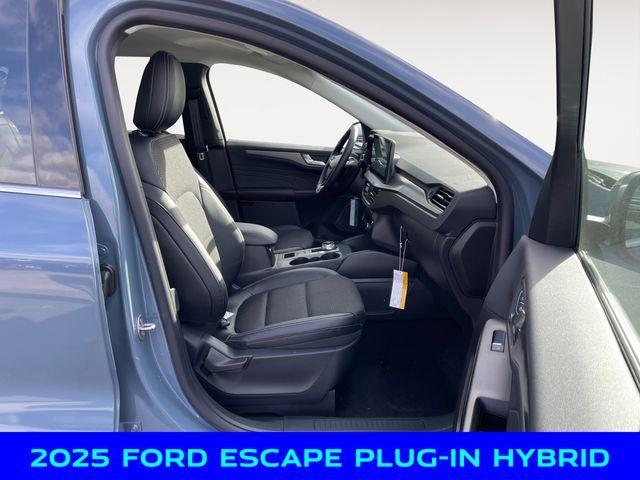 new 2025 Ford Escape car, priced at $38,250