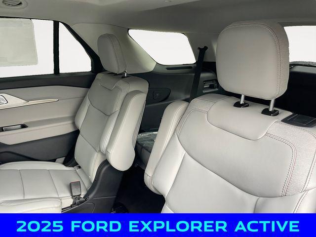 new 2025 Ford Explorer car, priced at $47,750