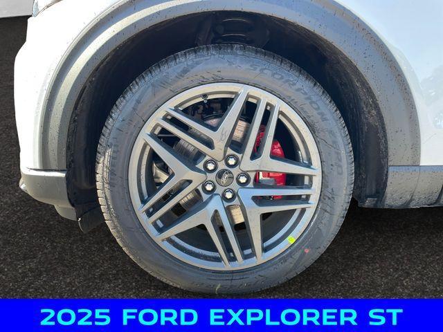new 2025 Ford Explorer car, priced at $59,500