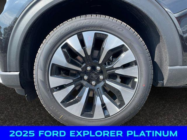 new 2025 Ford Explorer car, priced at $56,500
