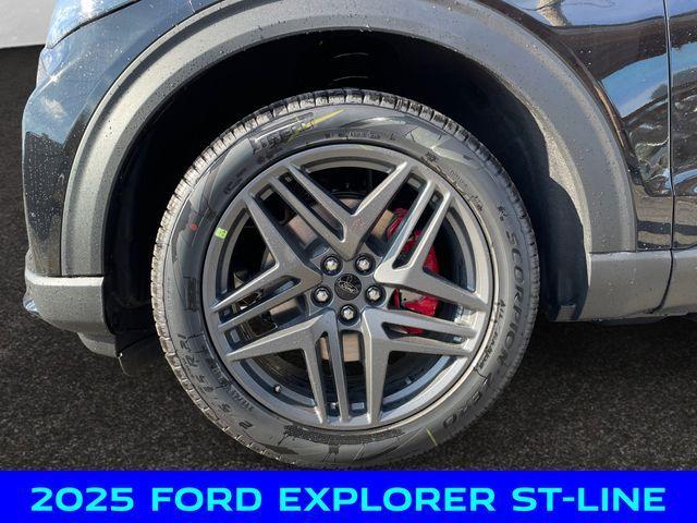 new 2025 Ford Explorer car, priced at $48,500
