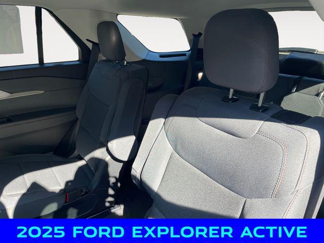 new 2025 Ford Explorer car, priced at $41,750