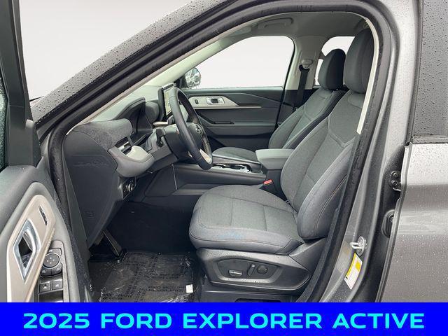 new 2025 Ford Explorer car, priced at $36,500