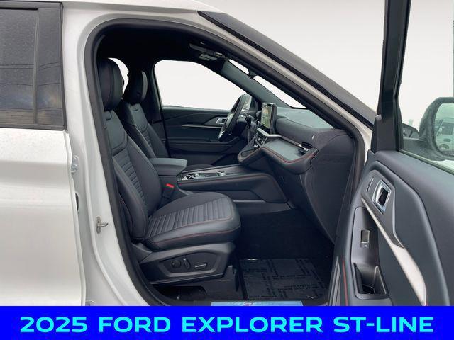 new 2025 Ford Explorer car, priced at $44,750