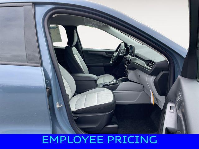 new 2025 Ford Escape car, priced at $31,000