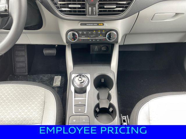 new 2025 Ford Escape car, priced at $31,000
