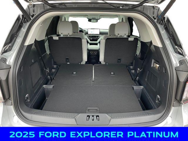 new 2025 Ford Explorer car, priced at $51,750