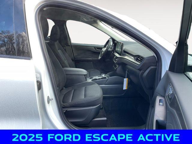 new 2025 Ford Escape car, priced at $32,500