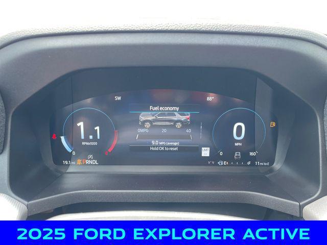 new 2025 Ford Explorer car, priced at $41,500