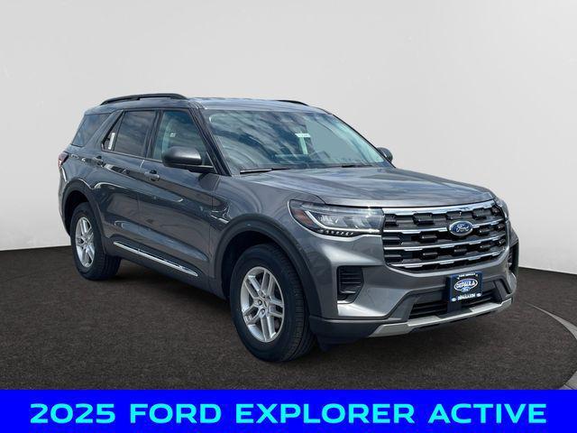 new 2025 Ford Explorer car, priced at $41,500