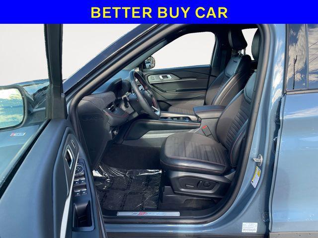 new 2025 Ford Explorer car, priced at $41,750