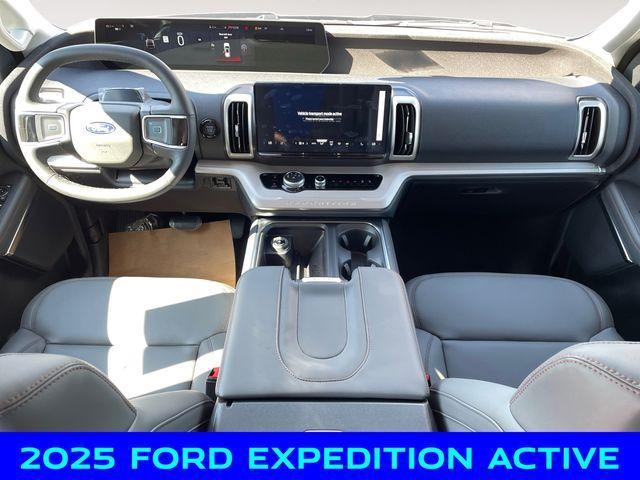 new 2025 Ford Expedition car, priced at $71,500