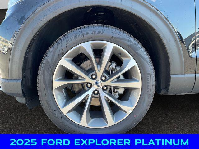 new 2025 Ford Explorer car, priced at $55,750