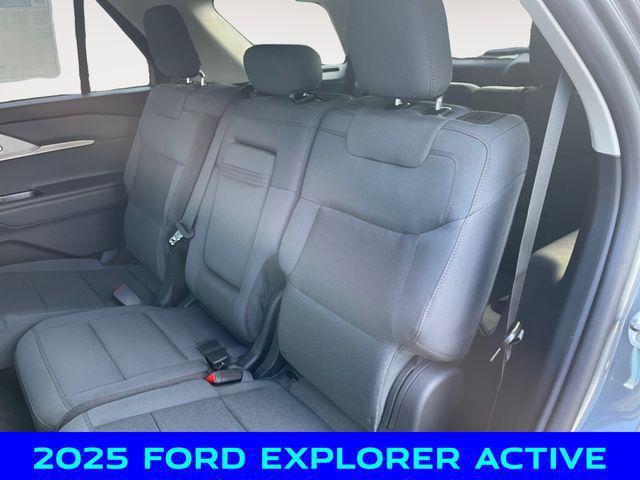 new 2025 Ford Explorer car, priced at $37,750