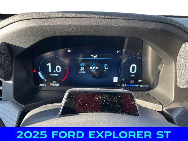 new 2025 Ford Explorer car, priced at $52,750