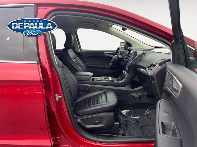 used 2024 Ford Edge car, priced at $24,650