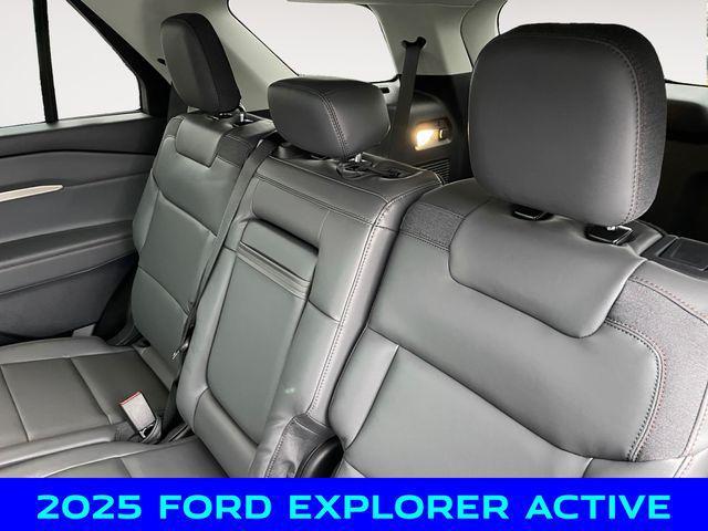 new 2025 Ford Explorer car, priced at $41,500