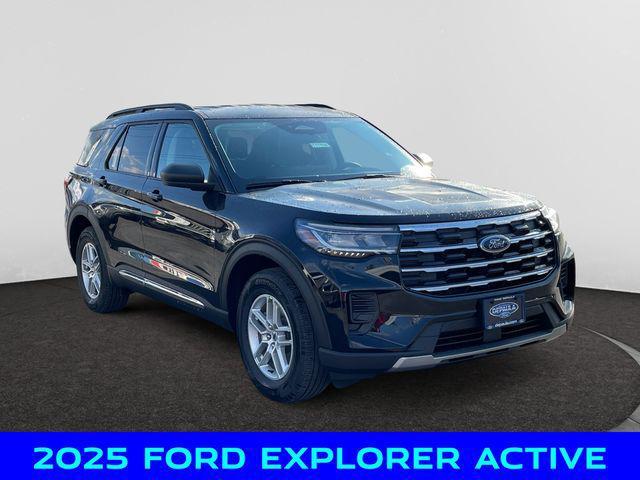 new 2025 Ford Explorer car, priced at $37,750