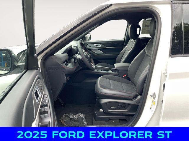 new 2025 Ford Explorer car, priced at $59,750