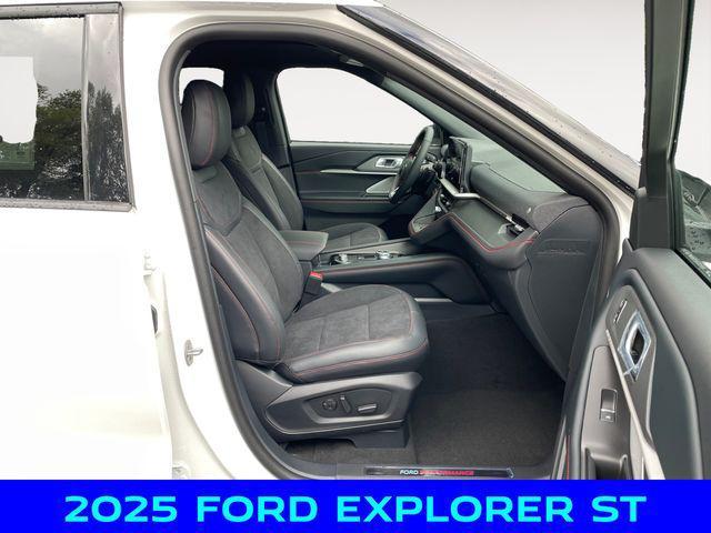 new 2025 Ford Explorer car, priced at $59,750