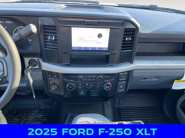 new 2025 Ford F-250 car, priced at $51,500