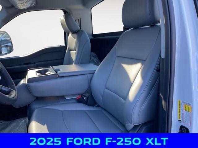 new 2025 Ford F-250 car, priced at $51,500