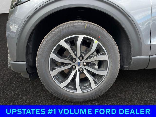 new 2025 Ford Explorer car, priced at $44,000