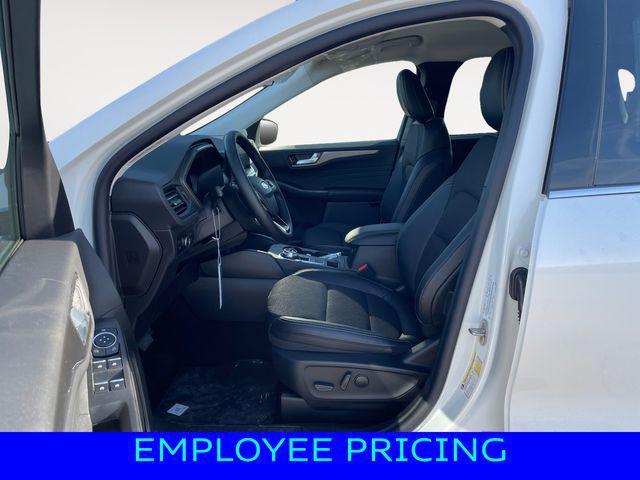 new 2025 Ford Escape car, priced at $33,500