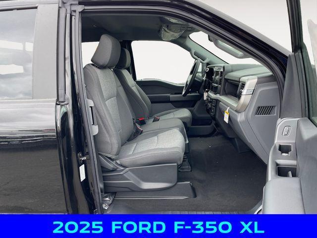 new 2025 Ford F-350 car, priced at $61,250