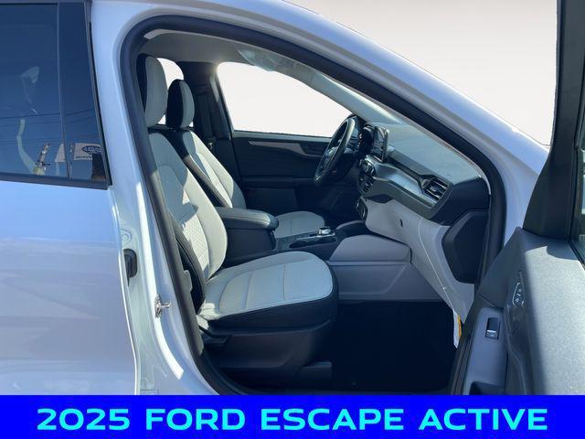 new 2025 Ford Escape car, priced at $25,750