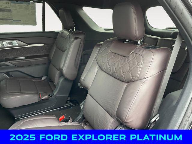 new 2025 Ford Explorer car, priced at $52,750