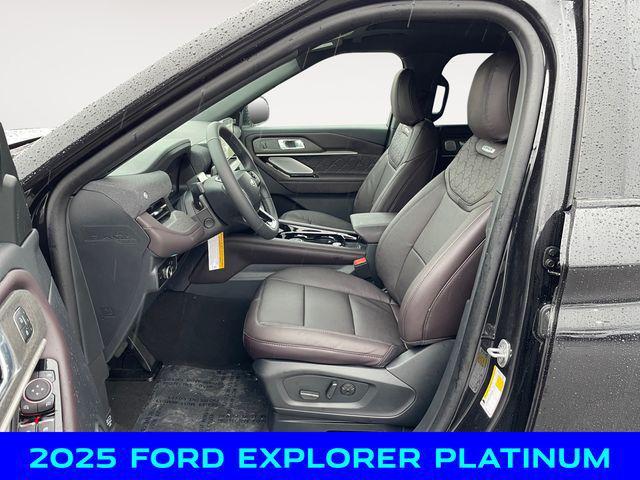 new 2025 Ford Explorer car, priced at $52,750