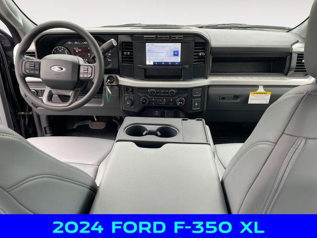 new 2024 Ford F-350 car, priced at $52,000