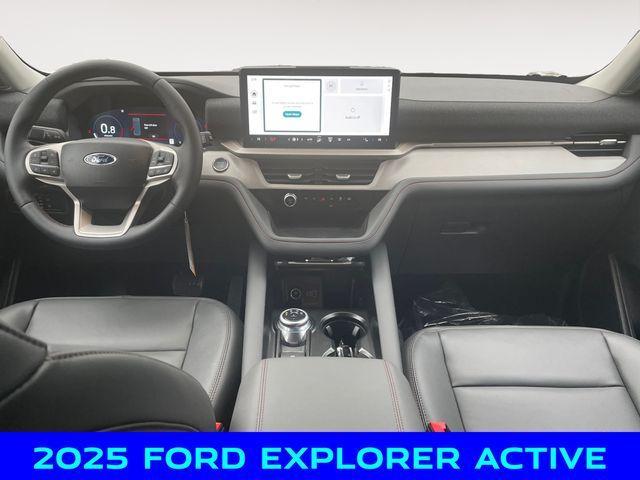 new 2025 Ford Explorer car, priced at $43,250