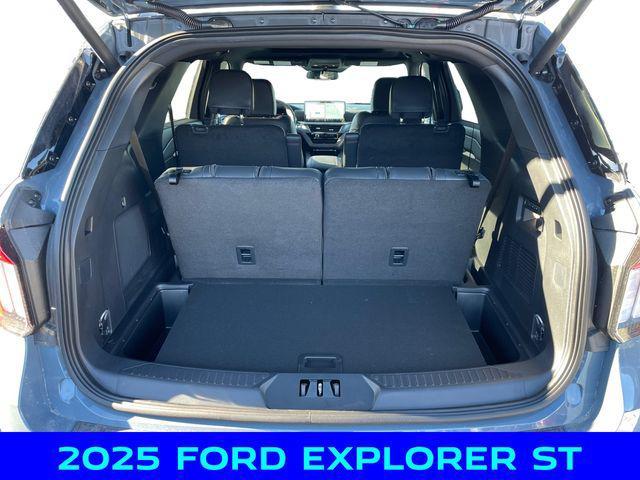 new 2025 Ford Explorer car, priced at $53,250