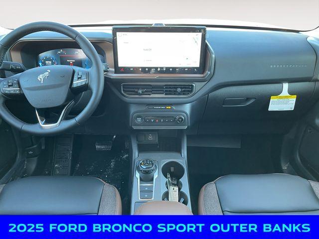 new 2025 Ford Bronco Sport car, priced at $39,000