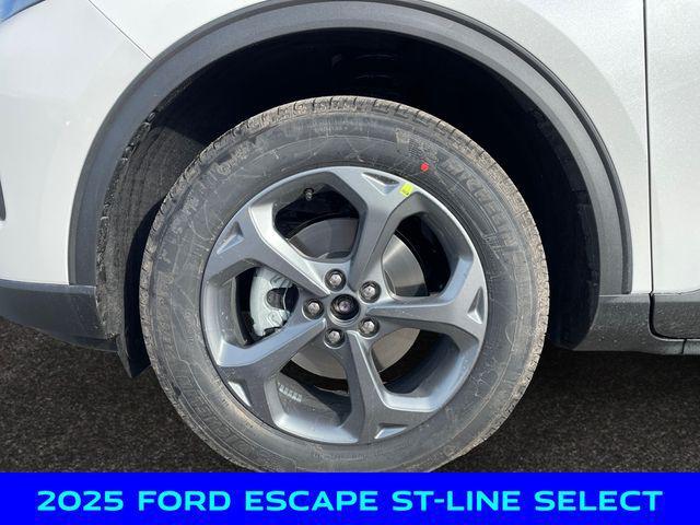 new 2025 Ford Escape car, priced at $34,250