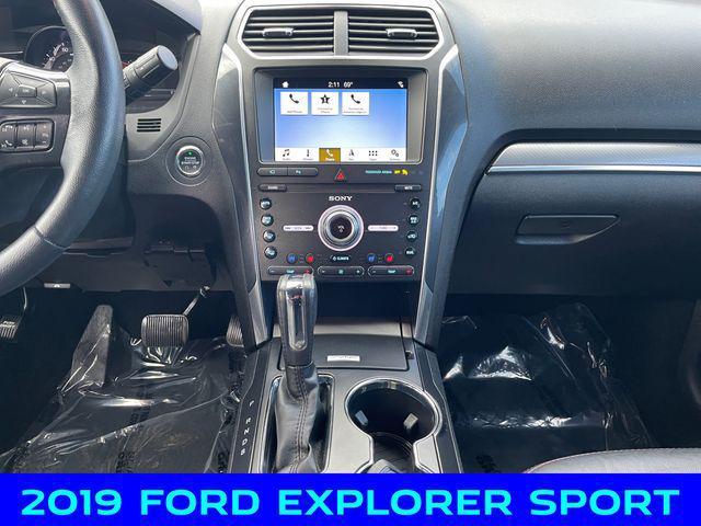 new 2019 Ford Explorer car