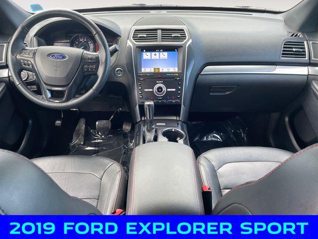 new 2019 Ford Explorer car