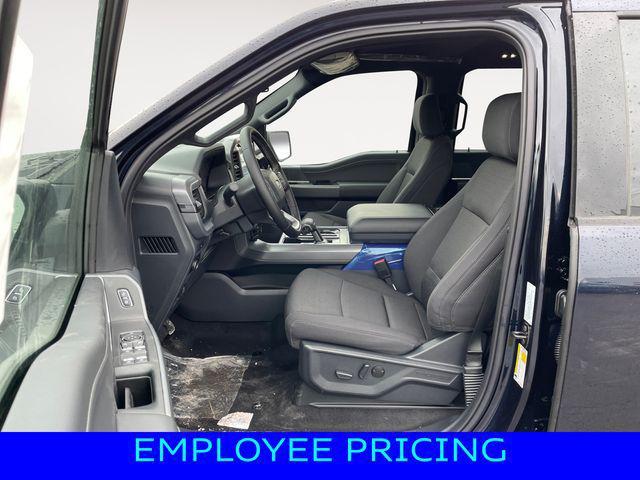 new 2025 Ford F-150 car, priced at $55,000