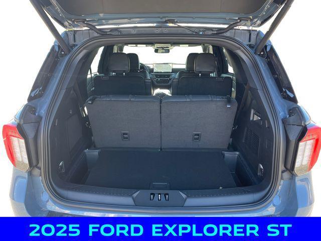 new 2025 Ford Explorer car, priced at $56,500