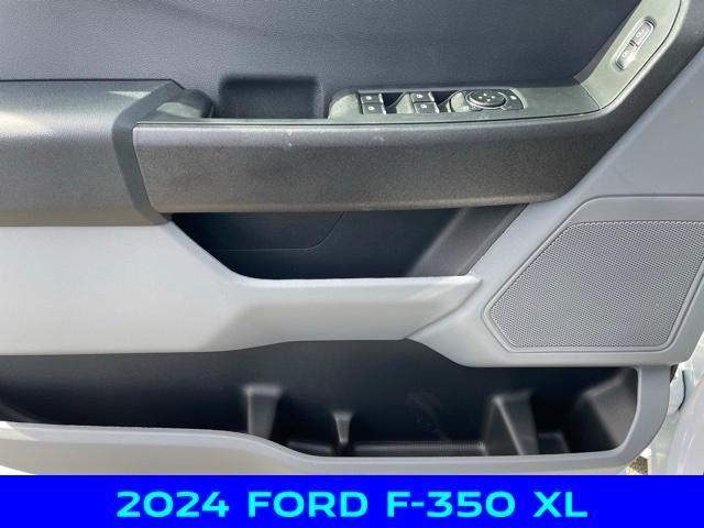 new 2024 Ford F-350 car, priced at $57,250