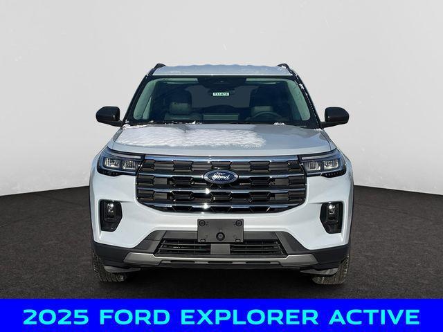 new 2025 Ford Explorer car, priced at $40,500