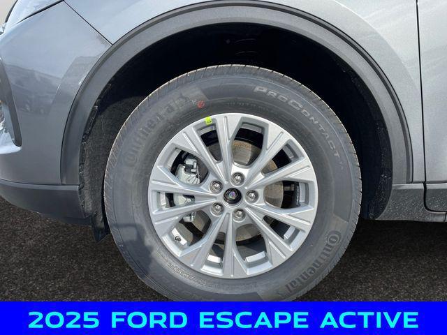 new 2025 Ford Escape car, priced at $31,500