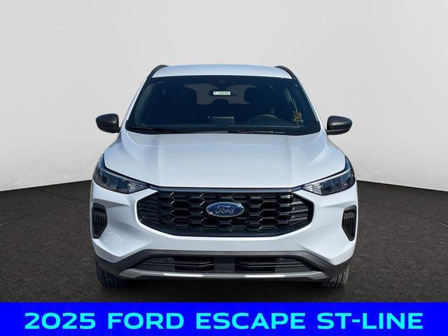 new 2025 Ford Escape car, priced at $29,500