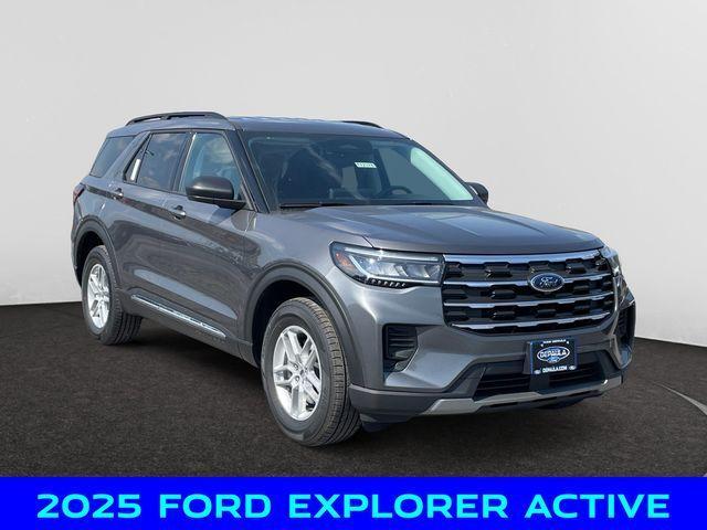 new 2025 Ford Explorer car, priced at $41,500