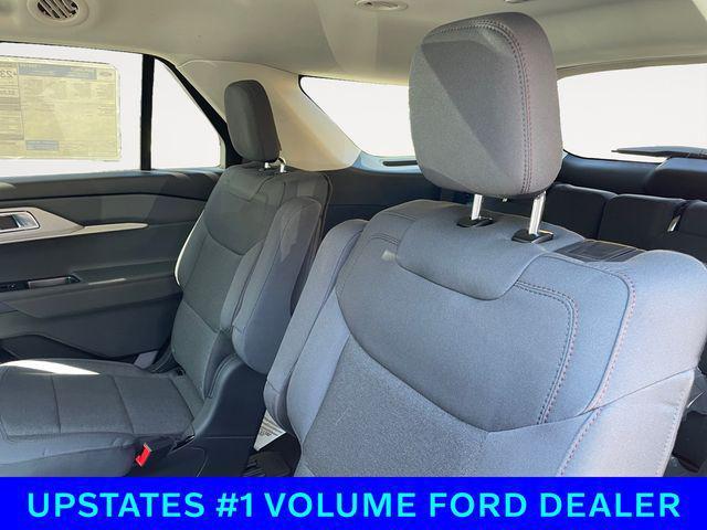new 2025 Ford Explorer car, priced at $40,500