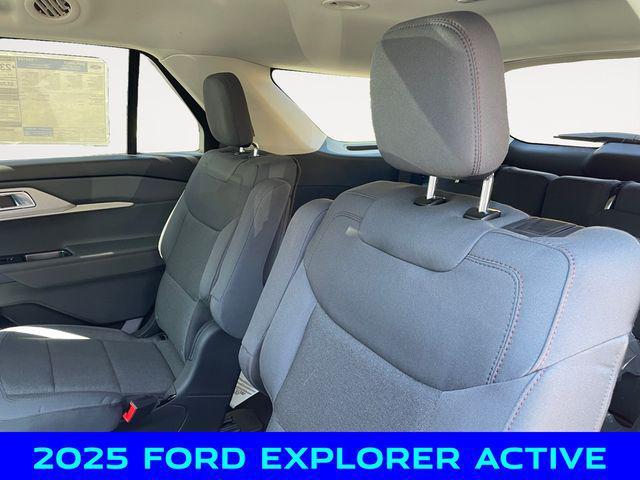 new 2025 Ford Explorer car, priced at $41,250