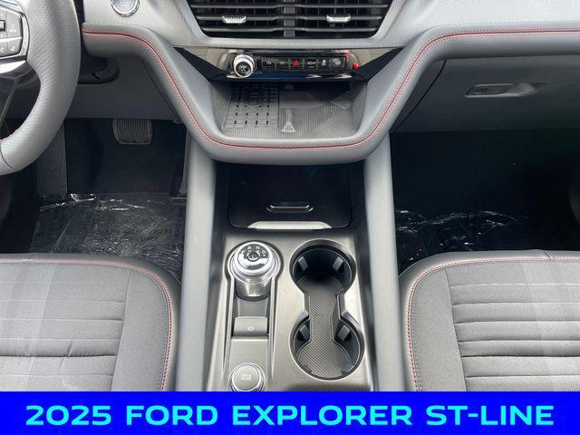 new 2025 Ford Explorer car, priced at $47,250